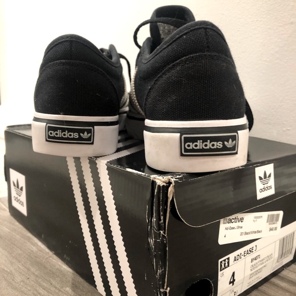 🖤Adidas 3-stripe like new Skateboard Sneakers - Picture 4 of 6